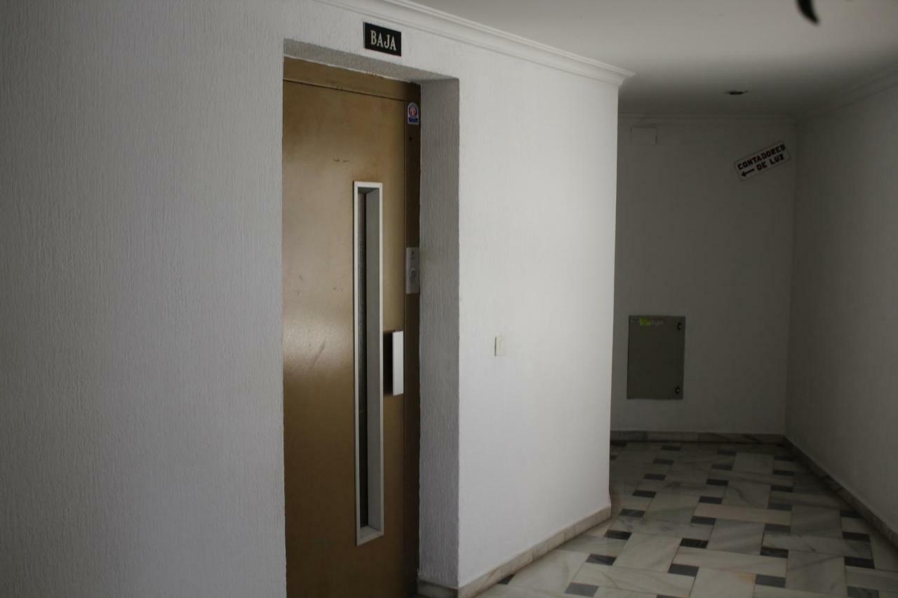 Ferienwohnung Apartamento Con Parking Gratuito Málaga Exterior foto