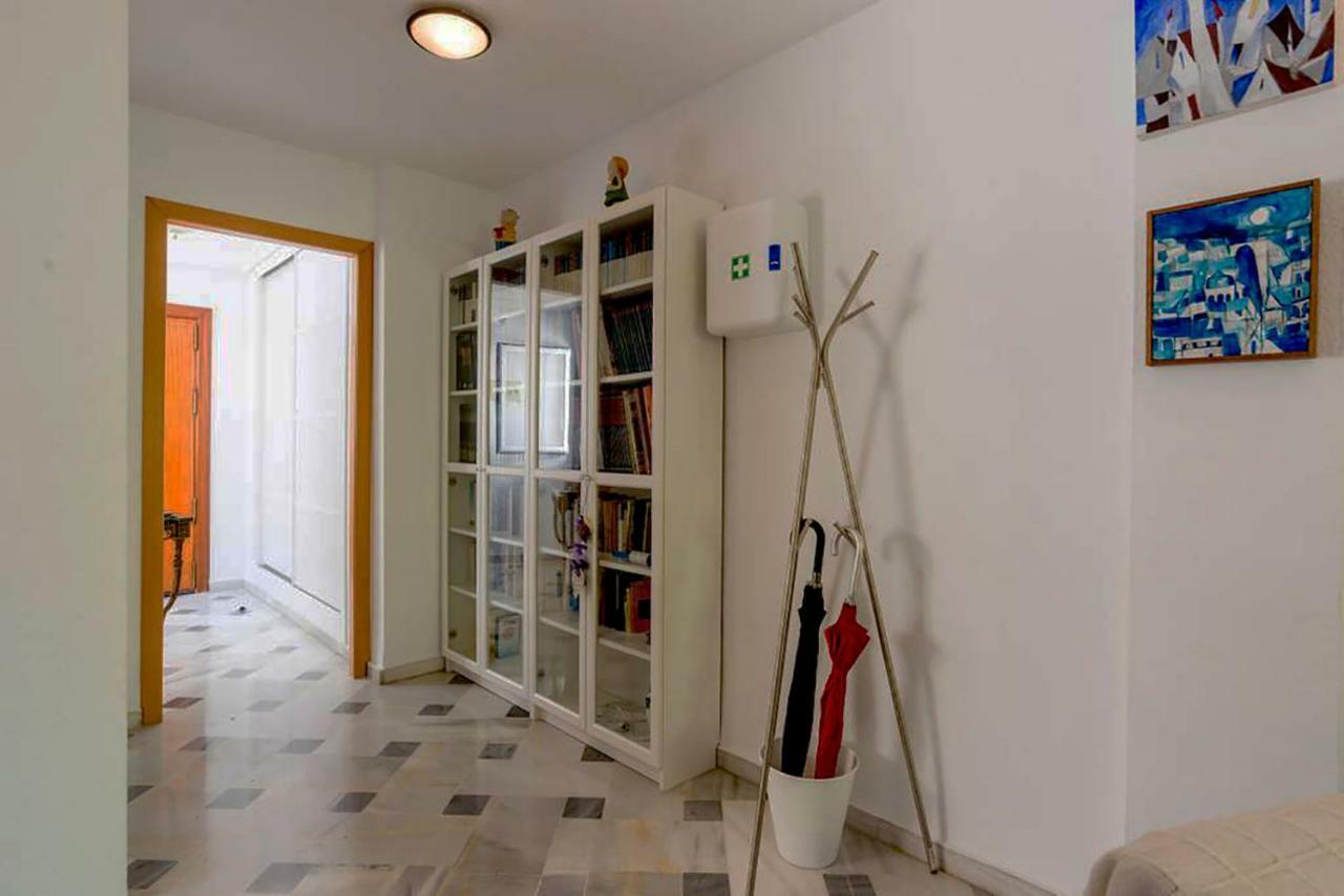 Ferienwohnung Apartamento Con Parking Gratuito Málaga Exterior foto