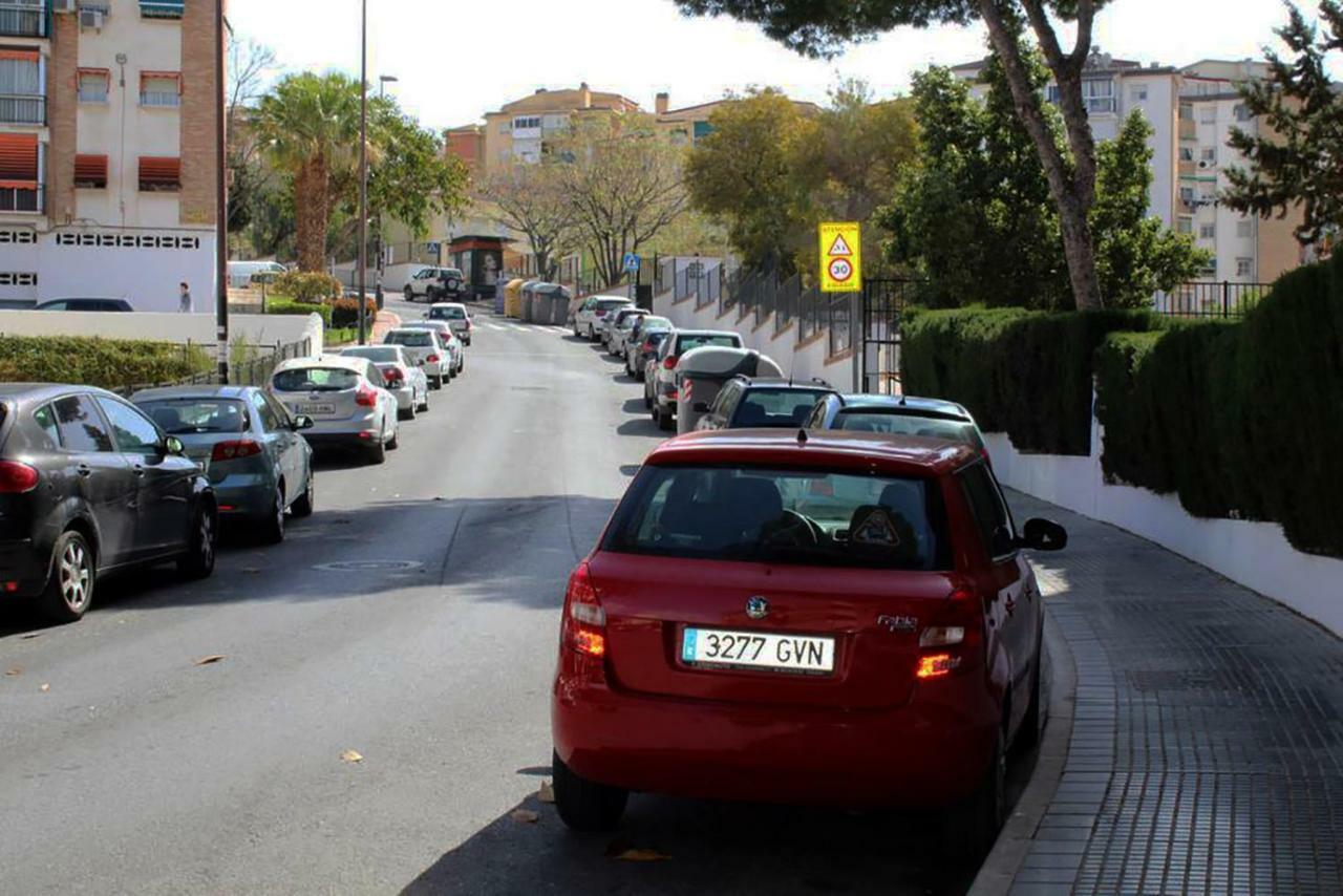 Ferienwohnung Apartamento Con Parking Gratuito Málaga Exterior foto